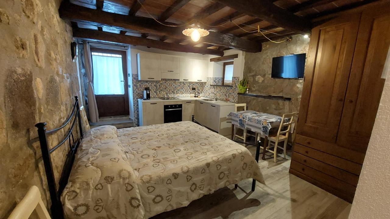 Il Gaudente B&B Santa Fiora Bagian luar foto